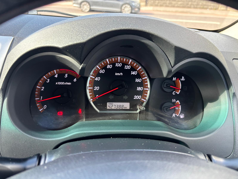 2012 Toyota Hilux 3L Diesel For Sale Images
