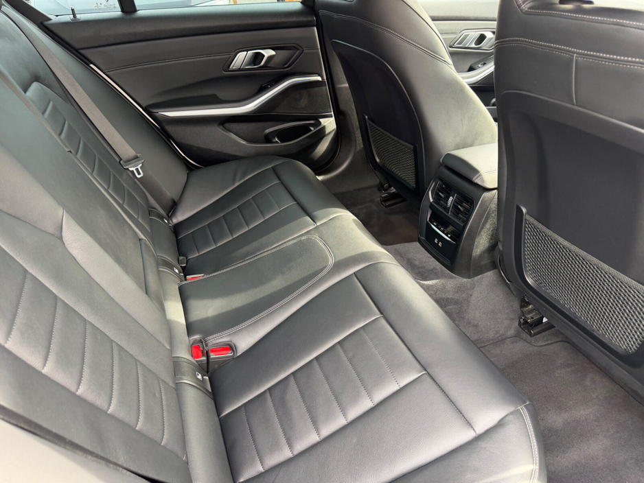 BMW 3 Series 330e M Sport Pro Edition Auto — thumbnail 23