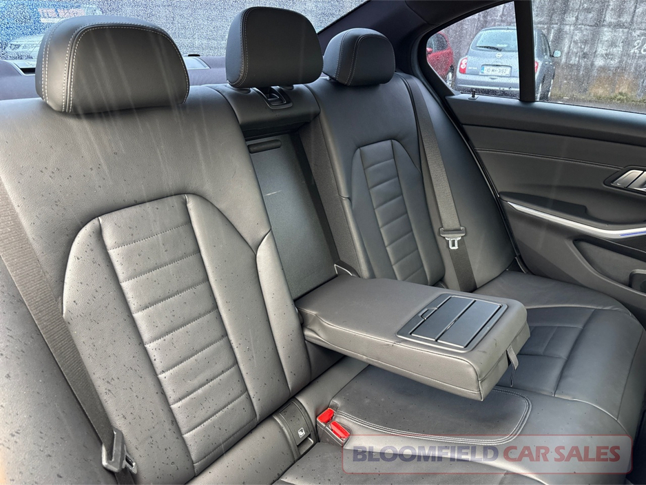 BMW 3 Series 320D MSPORT , AUTO // PRISTINE — thumbnail 32