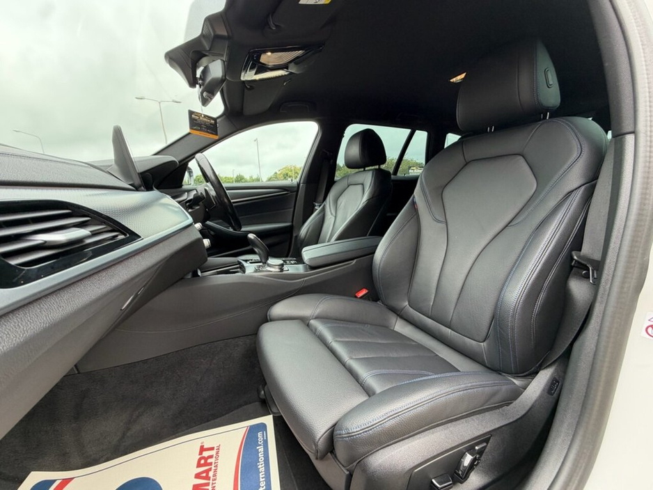 2022 BMW 5 Series 2L Diesel Hybrid For Sale Images