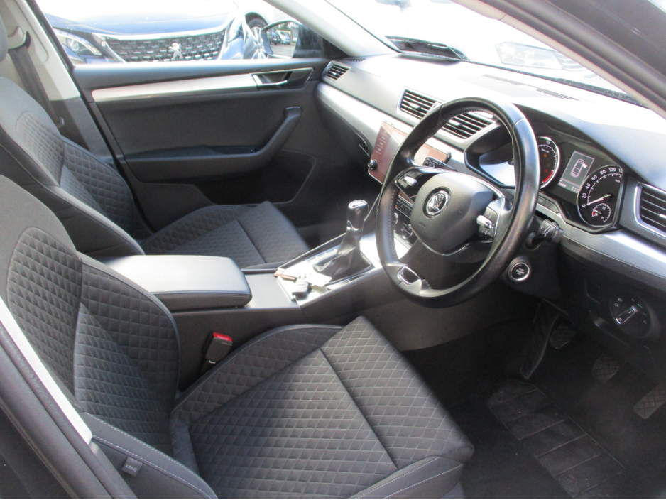 2022 Skoda Superb 2L Diesel For Sale Images