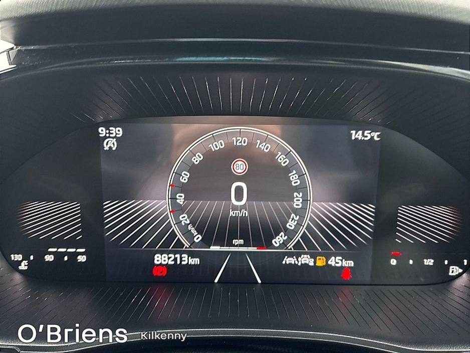 Skoda Fabia SELECTION 1.0 80BHP PRISTINE CONDITION 1 OWNER IN STOCK & READY FOR COLLECTION — thumbnail 12
