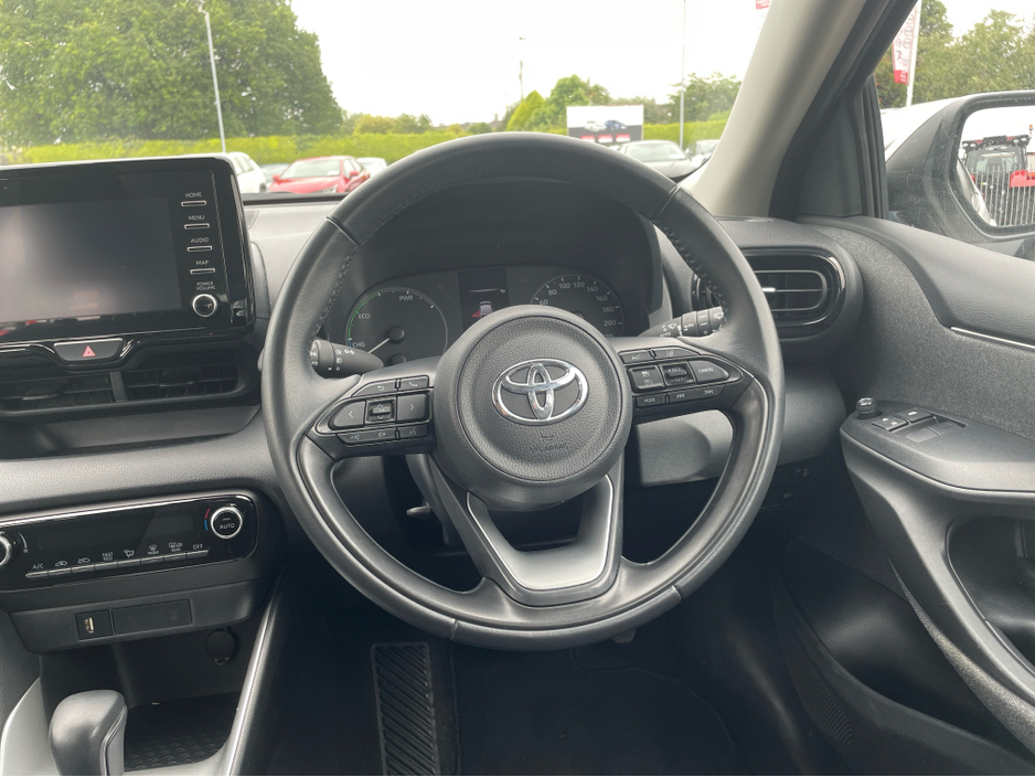 2022 Toyota Yaris 1.5L Petrol Hybrid For Sale Images