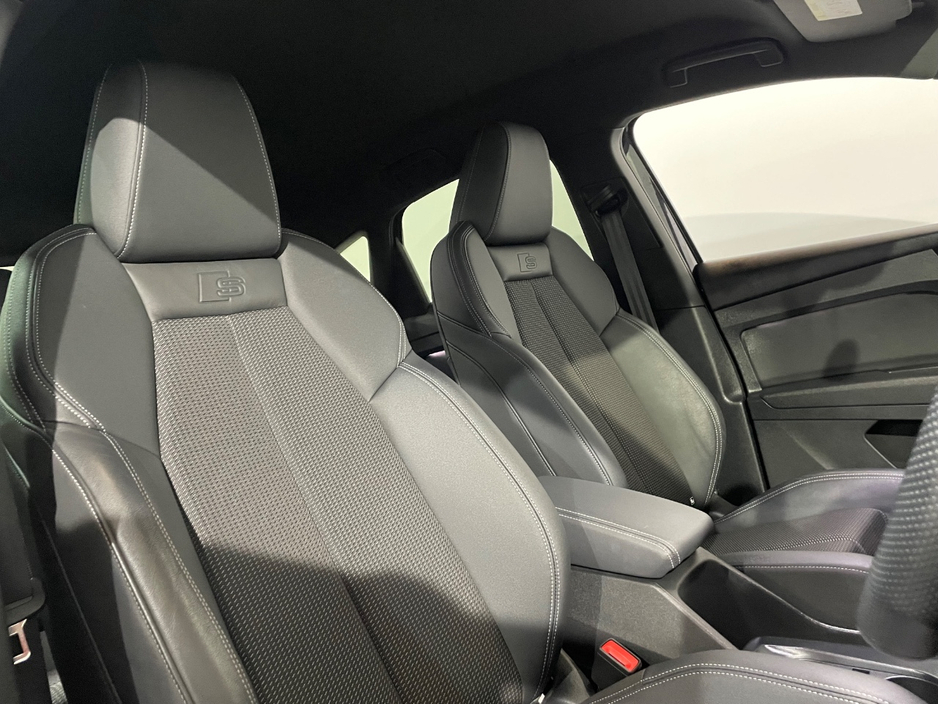 2023 Audi Q4 e-tron 0L Electric For Sale Images