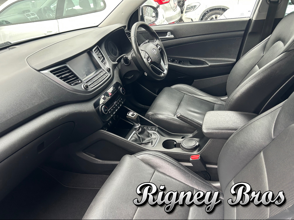 2016 Hyundai Tucson 2L Diesel For Sale Images