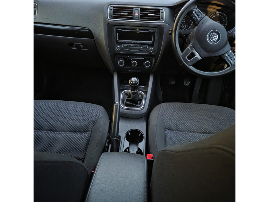 2014 Volkswagen Jetta 1.6L Diesel For Sale Images