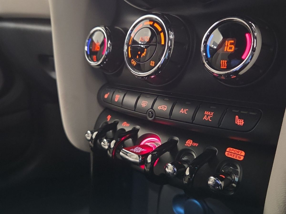 2021 MINI Hatch 1.5L Petrol For Sale Images