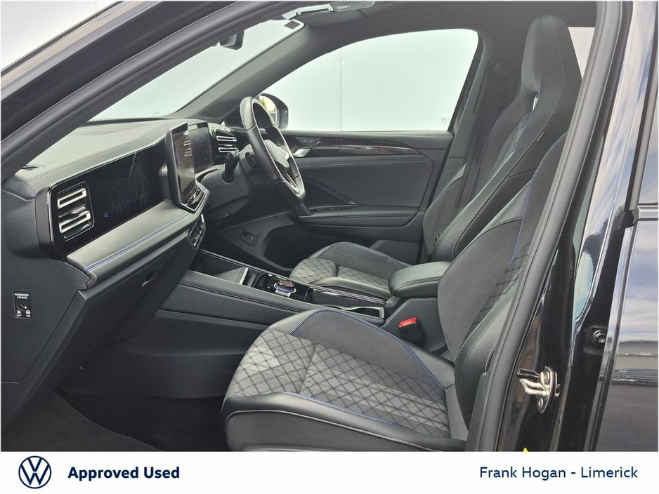 Volkswagen Tiguan 2.0 TDI 150HP R-Line DSG PAN Sunroof, Easy Open, Black Pack, Call Paul Sheehan 0872299855 — thumbnail 4