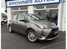 2017 Toyota Yaris 1L Petrol For Sale Images