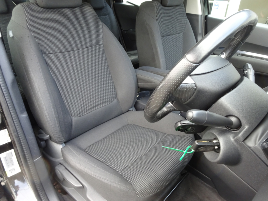 2016 Peugeot 5008 1.6L Diesel For Sale Images