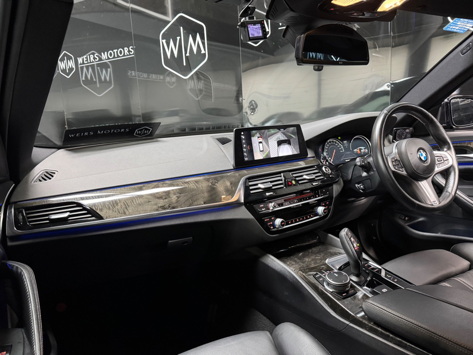 BMW 5 Series M-Sport Pro *Panoramic Sunroof* — thumbnail 16
