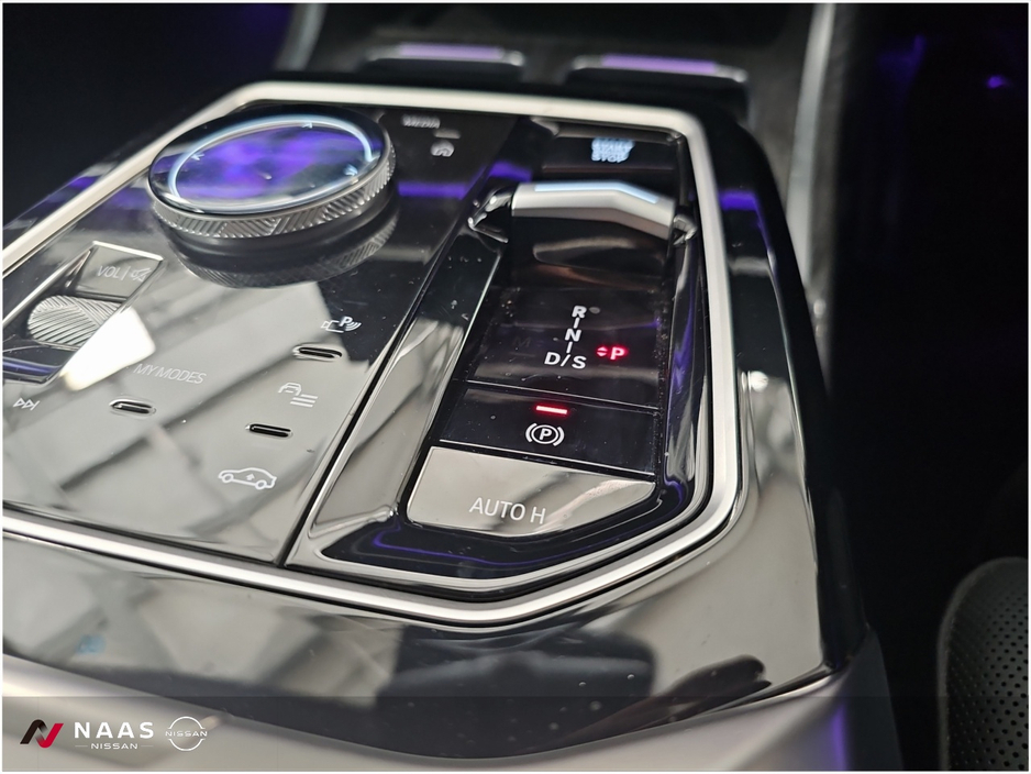 2025 BMW 7 Series 3L Petrol Plug-in Hybrid For Sale Images