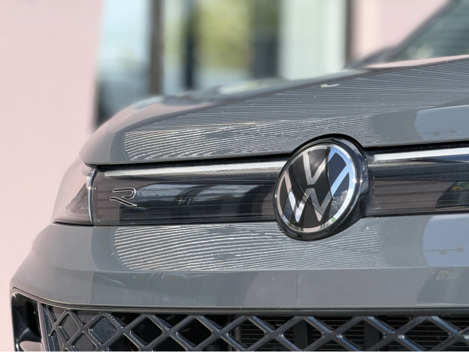 2024 Volkswagen Tiguan 1.5L Petrol Hybrid For Sale Images