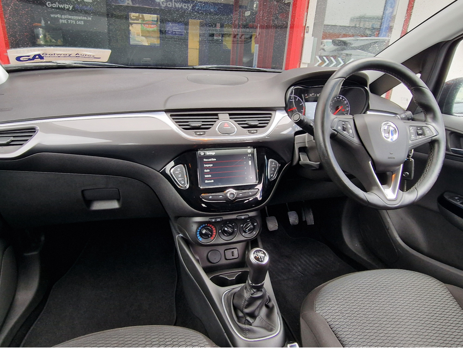 Opel Corsa 1.4 PETROL **CRUISE CONTROL, LOW MILAGE, HEATED SEATS** — thumbnail 27