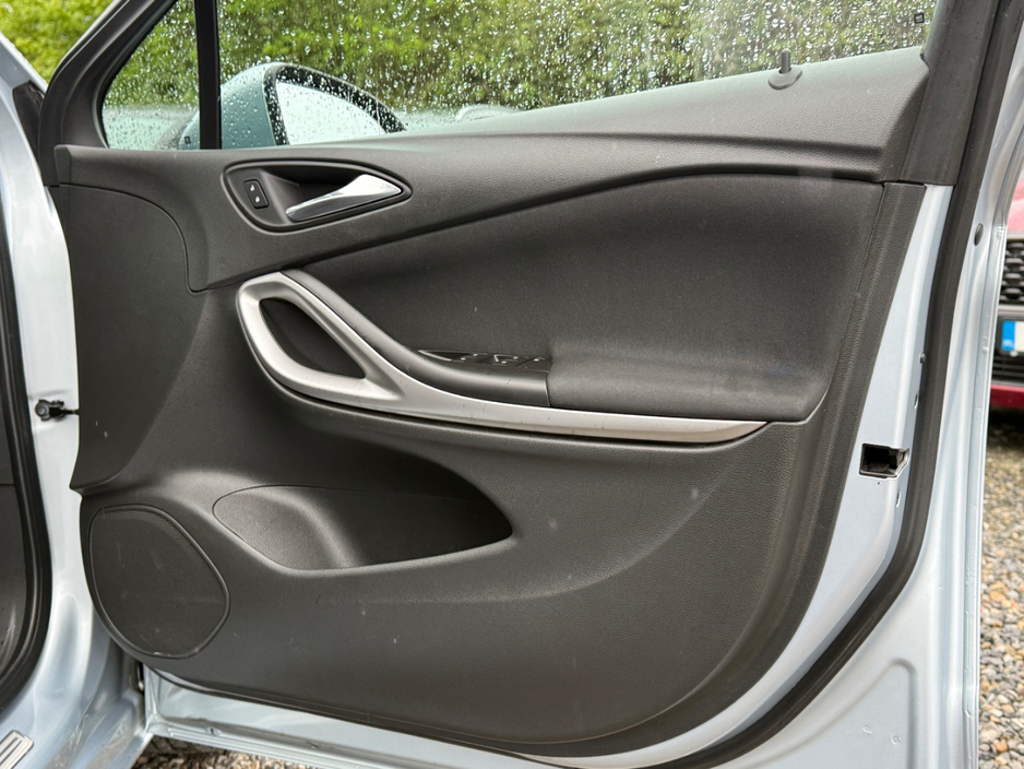 2019 Opel Astra 1.6L Diesel For Sale Images