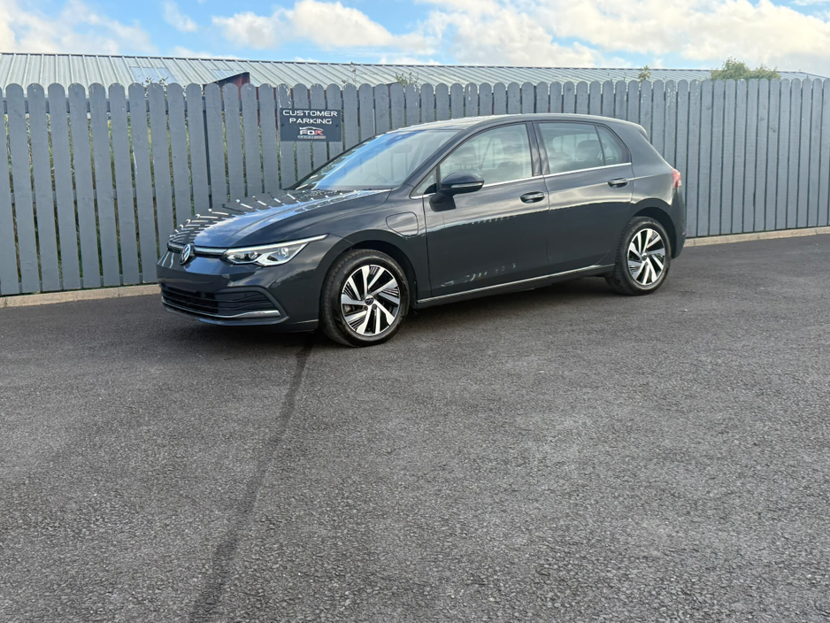 2023 Volkswagen Golf 1.4L Petrol Plug-in Hybrid For Sale Images