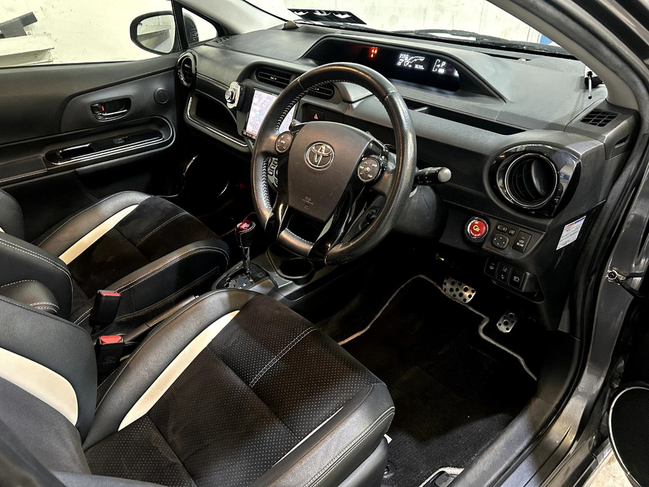 2016 Toyota Aqua 1.5L Petrol Hybrid For Sale Images