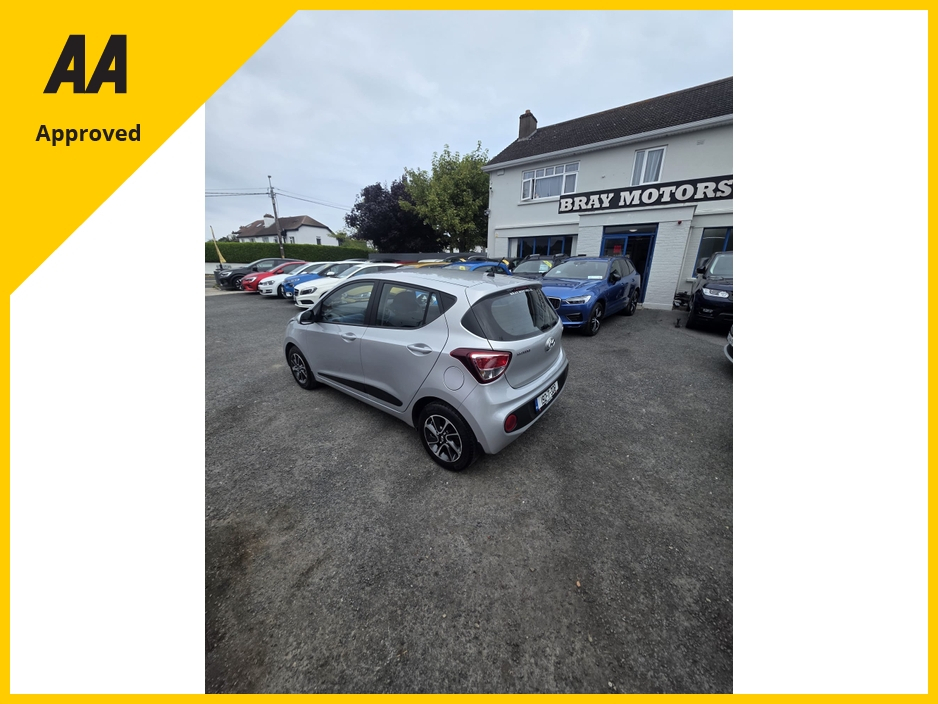 Hyundai i10 DELUXE 4DR — thumbnail 14