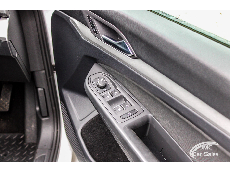 2022 Volkswagen Golf 2L Diesel For Sale Images