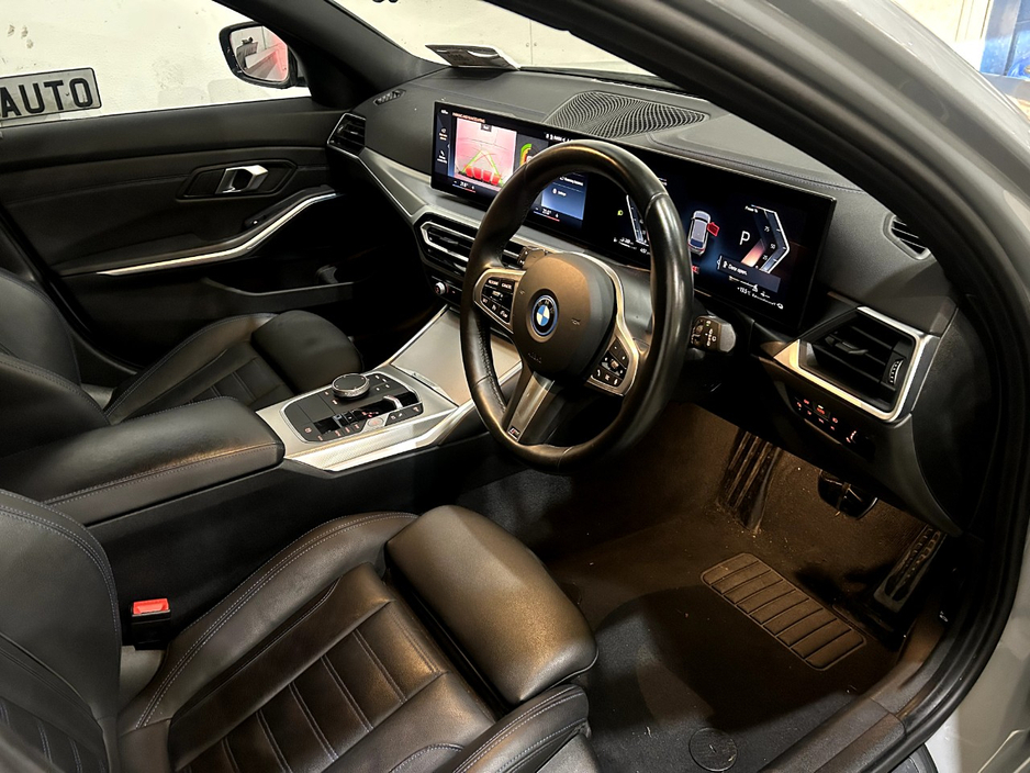 2024 BMW 3 Series 2L Petrol Plug-in Hybrid For Sale Images