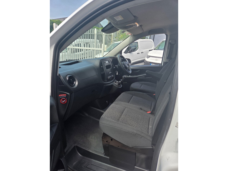 2022 Mercedes-Benz Vito 2L Diesel For Sale Images