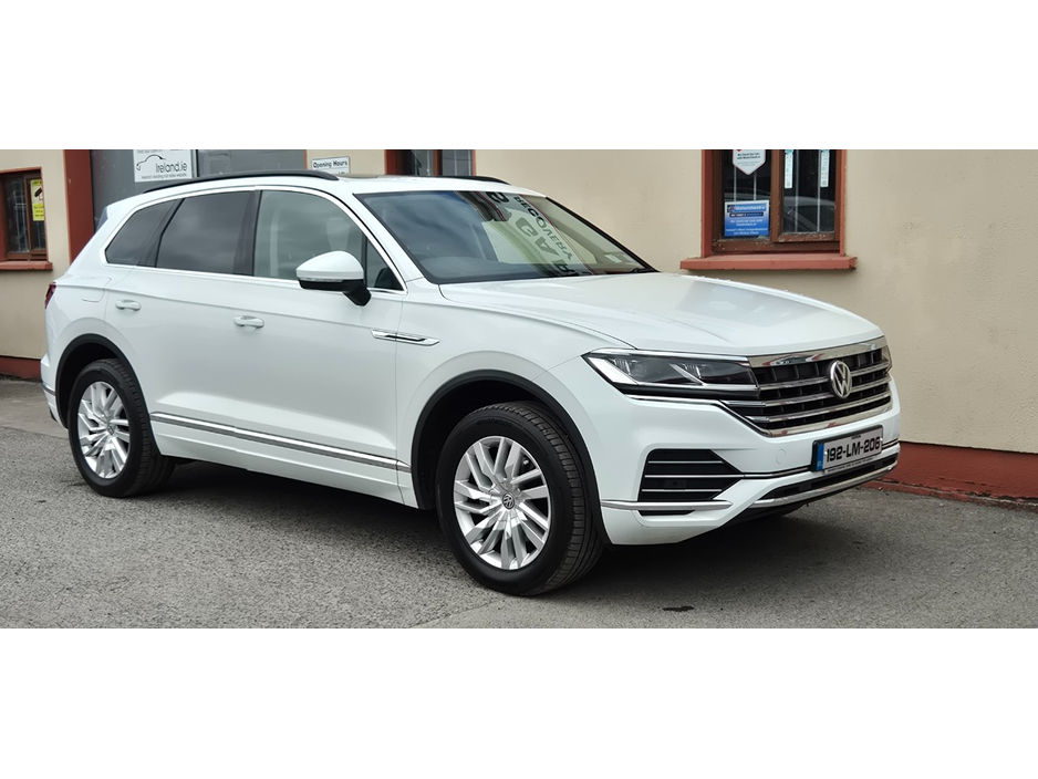 2019 Volkswagen Touareg 3L Diesel For Sale Images