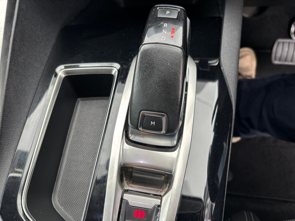 2018 Peugeot 3008 1.2L Petrol For Sale Images