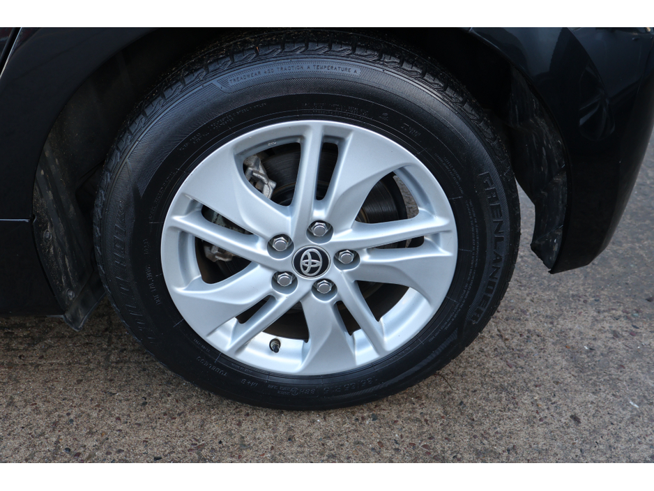 2023 Toyota Yaris 1.5L Petrol Hybrid For Sale Images
