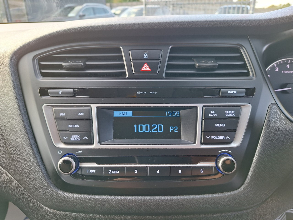 Hyundai i20 ACTIVE PETROL CLASSIC 5DR — thumbnail 17