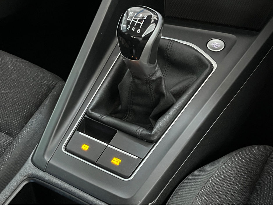 2022 Volkswagen Golf 2.0L Diesel For Sale Images