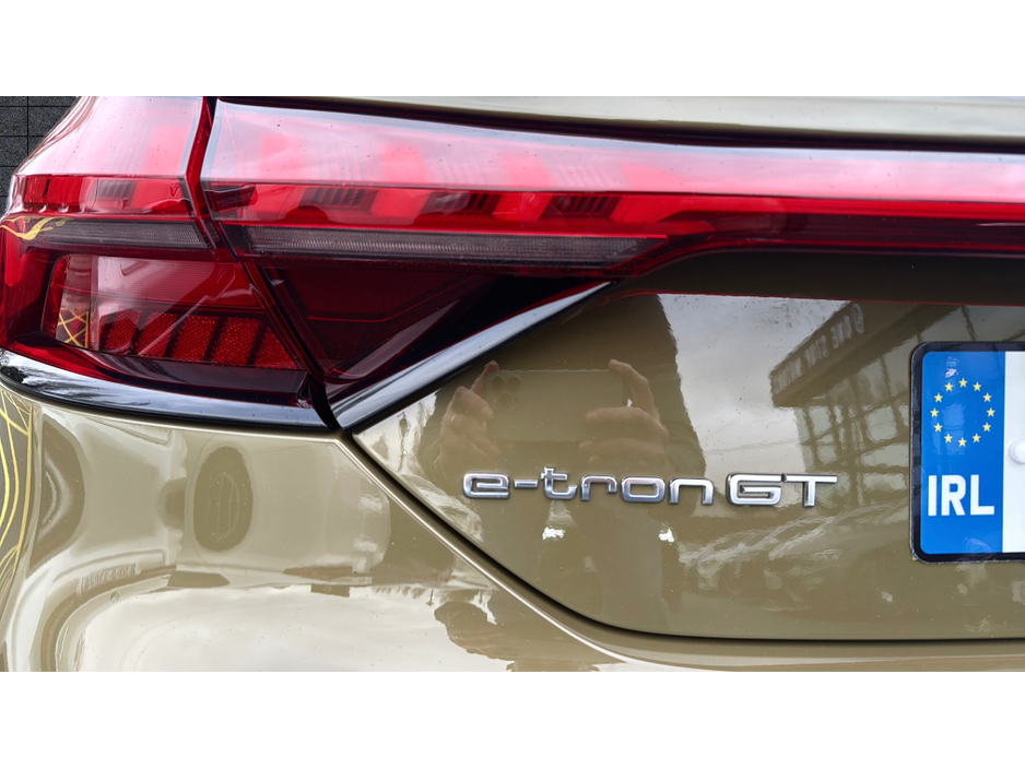 2023 Audi e-tron GT quattro 0.9L Electric For Sale Images