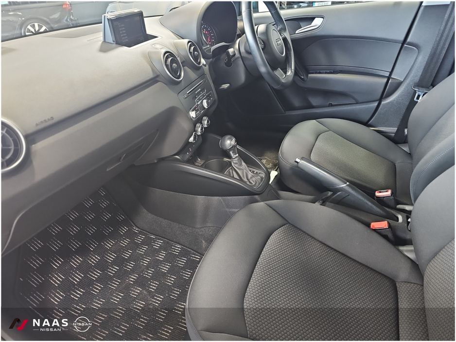 Audi A1 SPORTBACK 1,0 — thumbnail 8