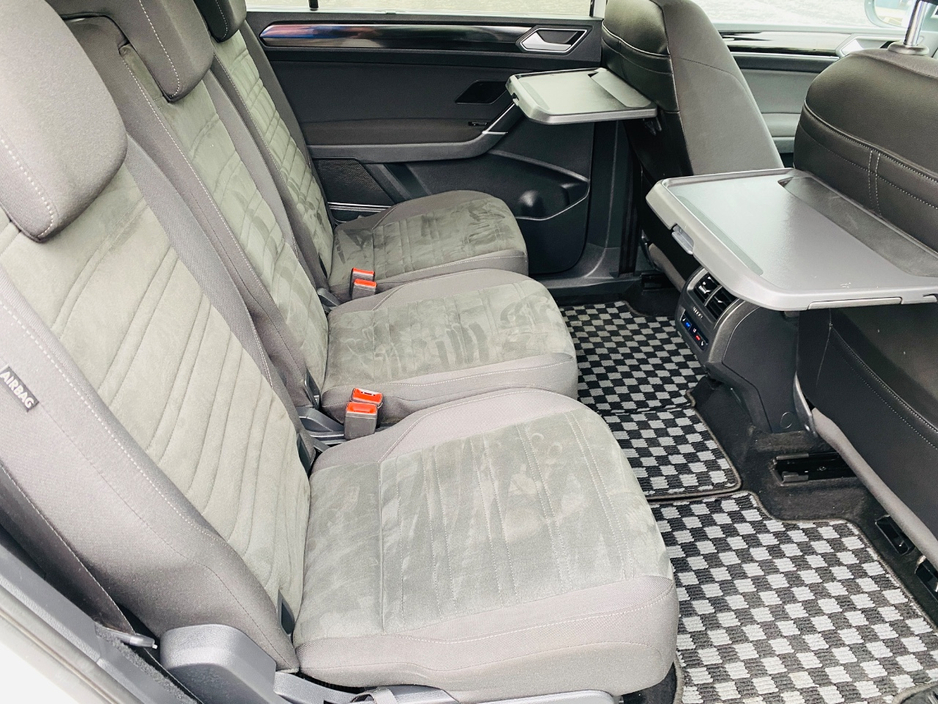 2021 Volkswagen Touran 2L Diesel For Sale Images