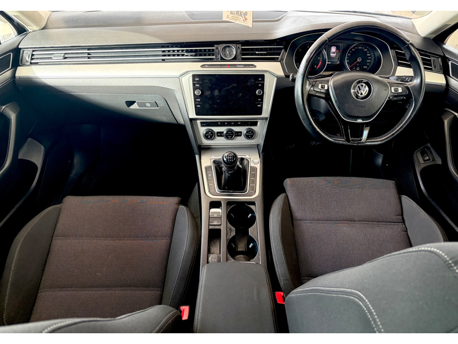 2019 Volkswagen Passat 2L Diesel For Sale Images