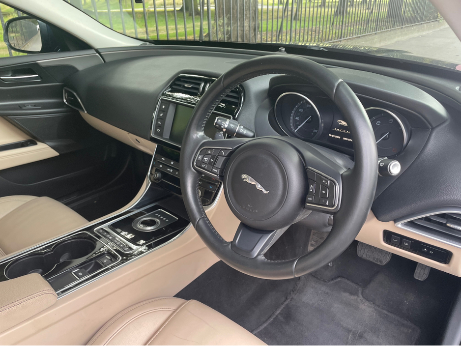 Jaguar XE PRESTIGE AUTO SANDSTONE LEATHER only 86000kms — thumbnail 2