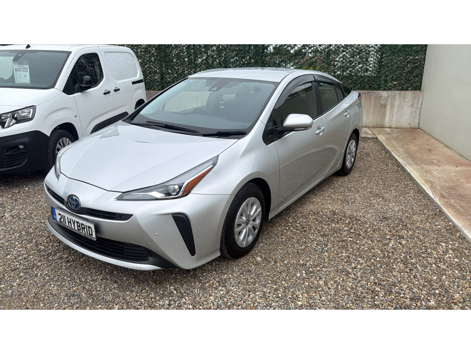 2021 Toyota Prius 1.8L Hybrid For Sale Images