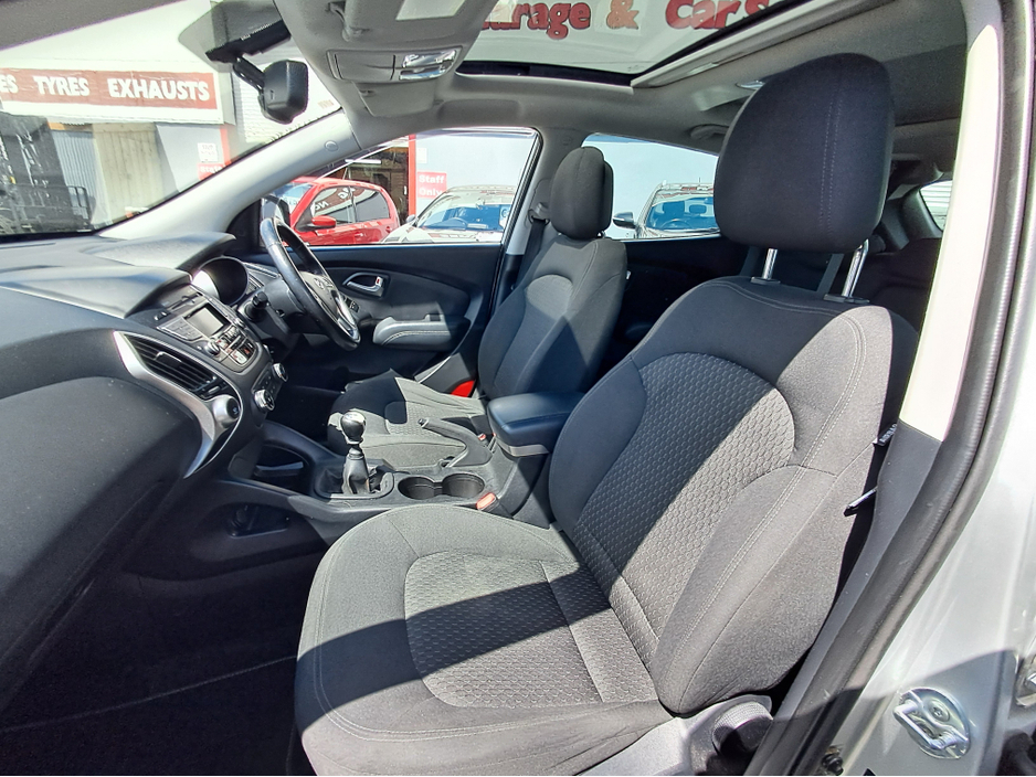 2013 Hyundai ix35 1.7L Diesel For Sale Images
