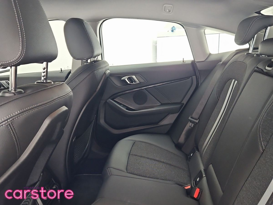 BMW 2 Series 218i Sport — thumbnail 13