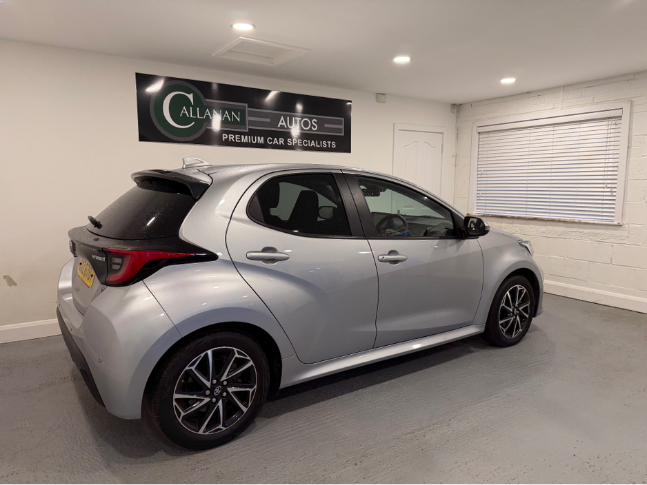 2022 Toyota Yaris 1.5L Hybrid For Sale Images