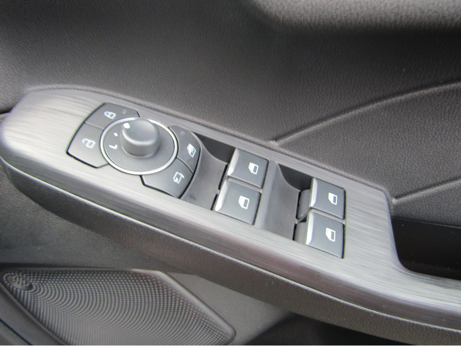 2025 Ford Kuga 2.5L Petrol Plug-in Hybrid For Sale Images