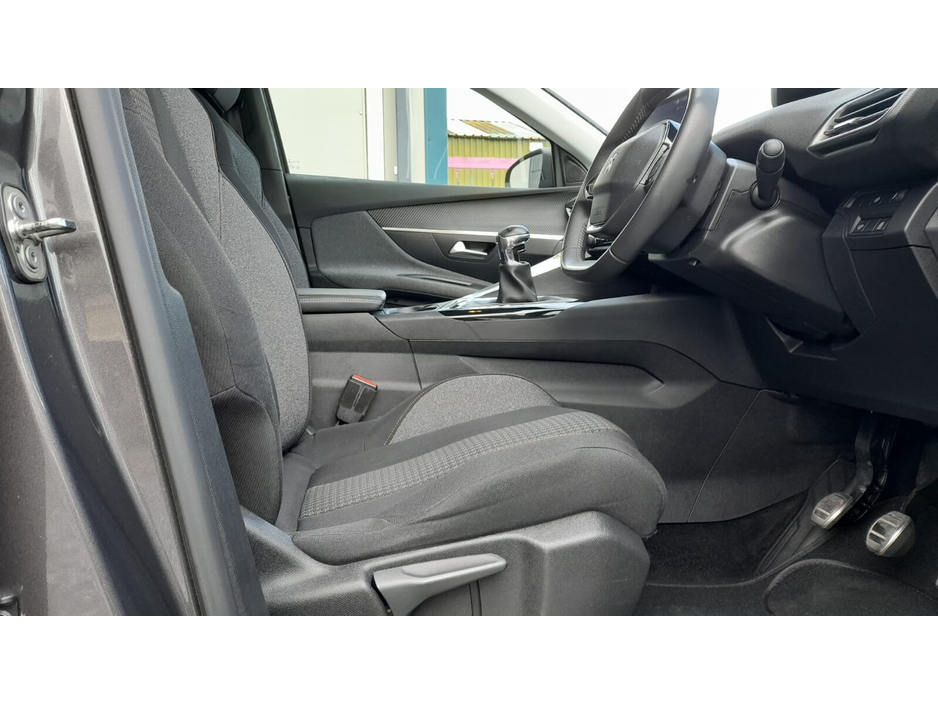2023 Peugeot 3008 1.5L Diesel For Sale Images