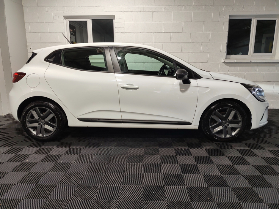 2022 Renault Clio 1L Petrol For Sale Images