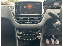2018 Peugeot 2008 1.6L Diesel For Sale Images