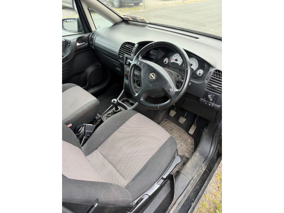 2005 Opel Zafira 1.6L Petrol For Sale Images