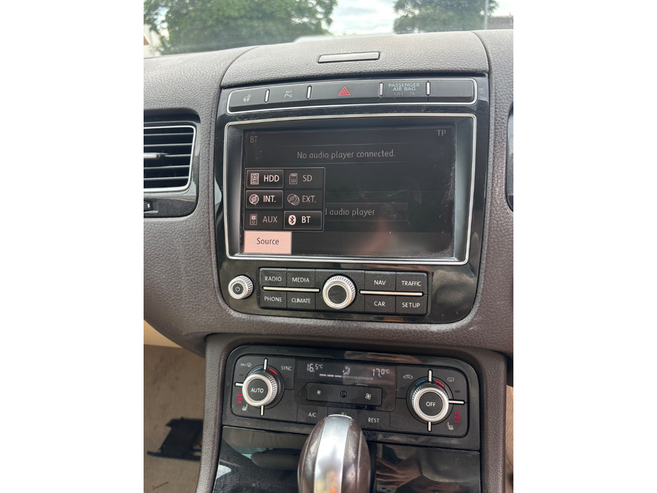 2016 Volkswagen Touareg 3L Diesel For Sale Images
