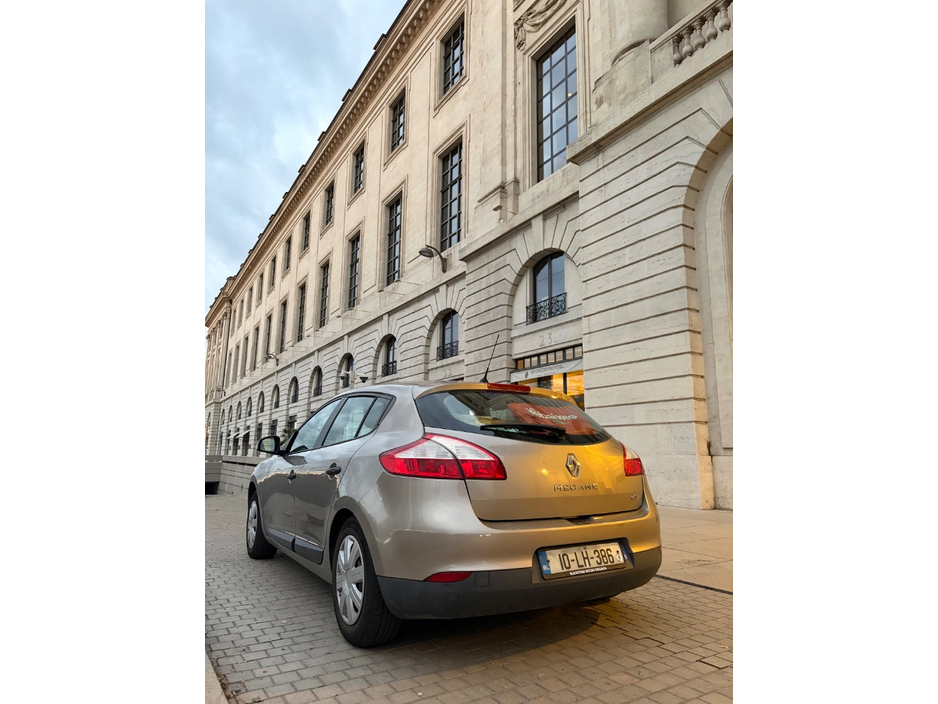 Renault Megane 1.5 DCI 85 ROYALE — thumbnail 4