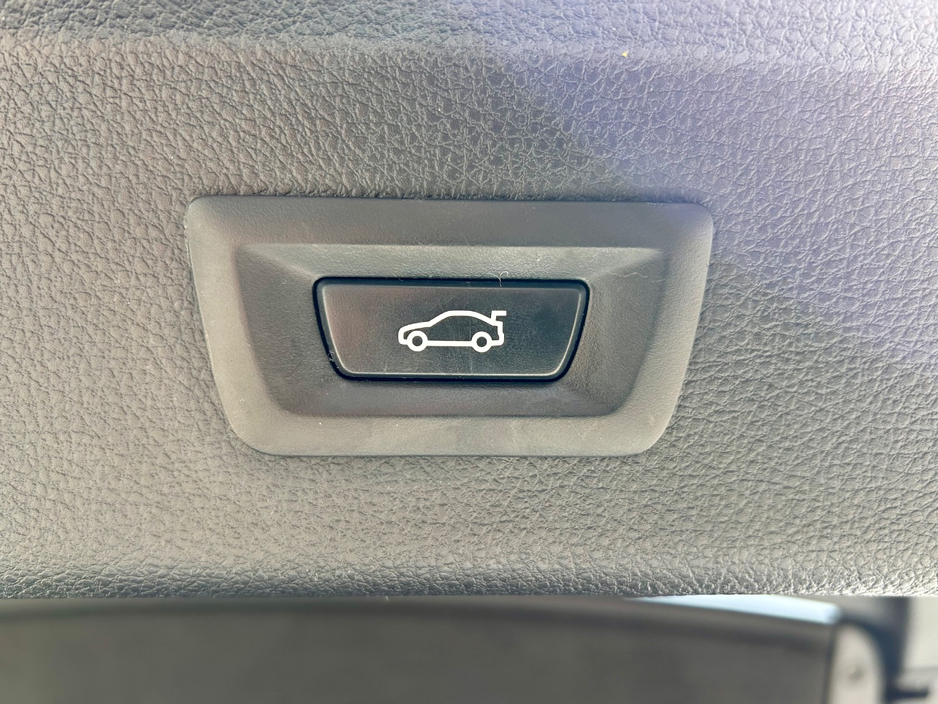 2017 BMW 3 Series 2L Diesel For Sale Images