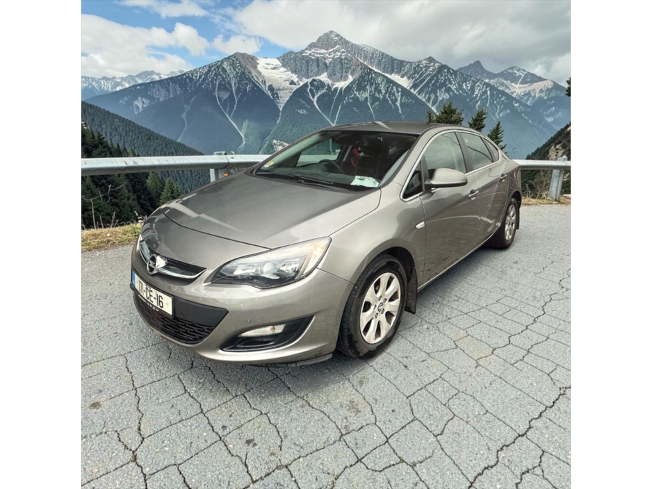 2017 Opel Astra For Sale Images