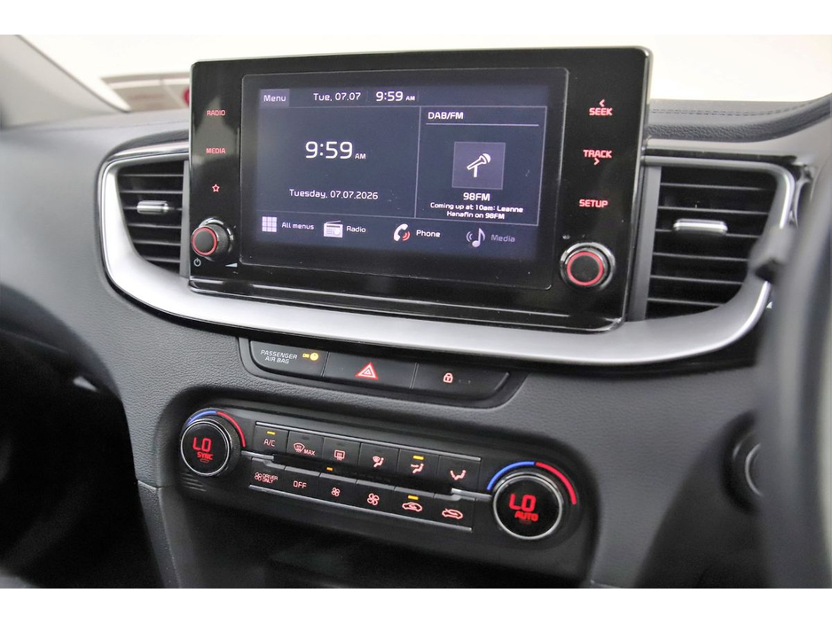 Kia XCeed 1.6 GDI PHEV MY21 TRAILER — thumbnail 17