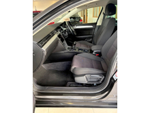 2019 Volkswagen Passat 2L Diesel For Sale Images